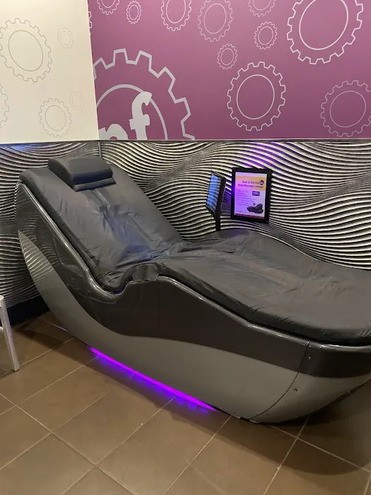 Planet Fitness Picture 2