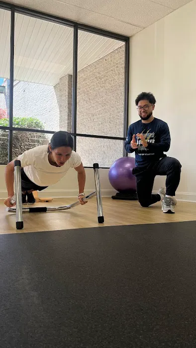 Connection Wellness Center: Personal Training Gym & Physical Therapy Picture 6