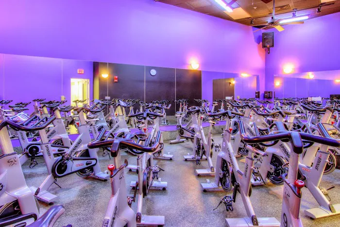 Onelife Fitness - Skyline Picture 1