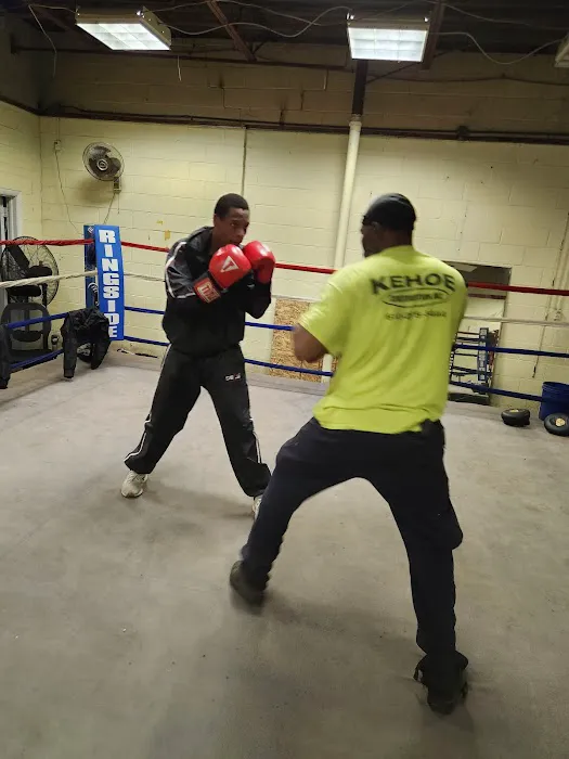 Reach & Teach Boxing Picture 8