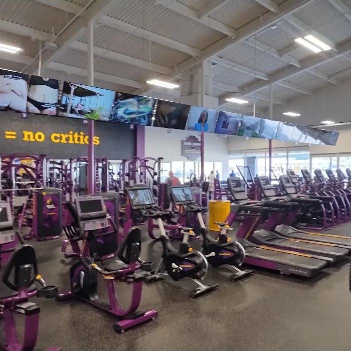 Planet Fitness Picture 4