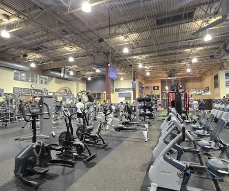 Onelife Fitness - Fairfax