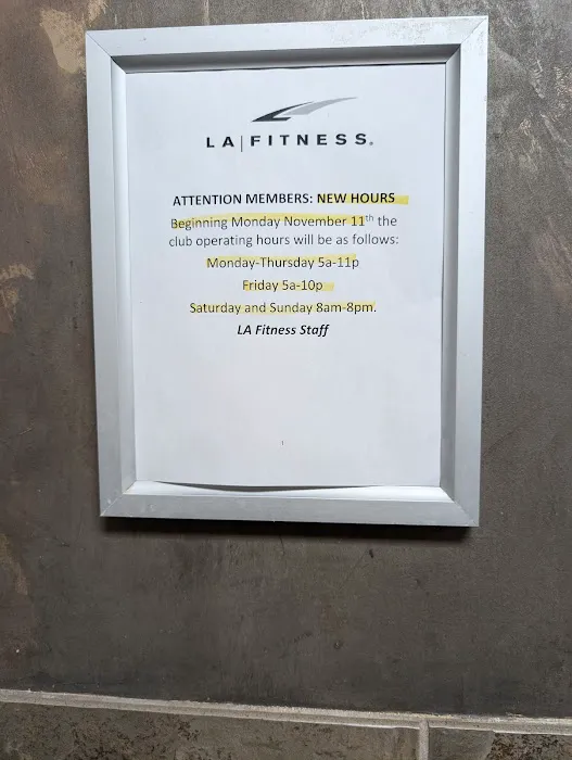 LA Fitness Picture 6