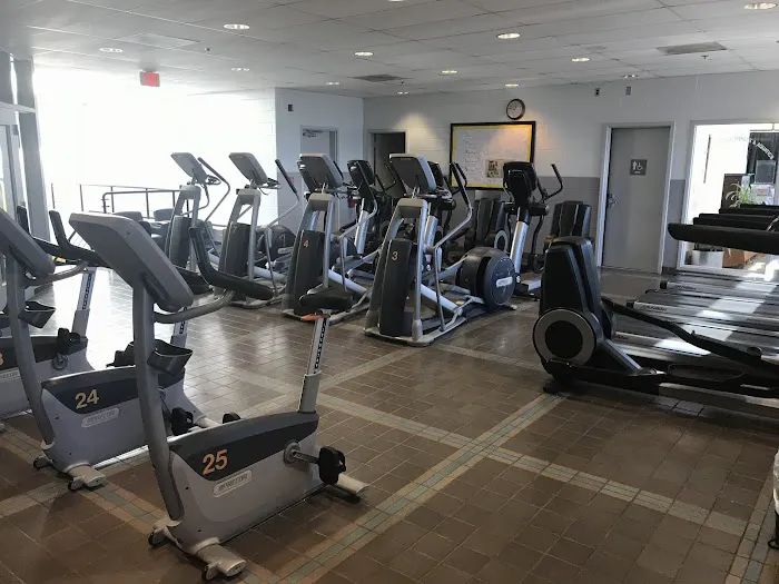 Fort Myer Fitness Center Picture 8