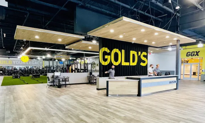 Gold's Gym Picture 6