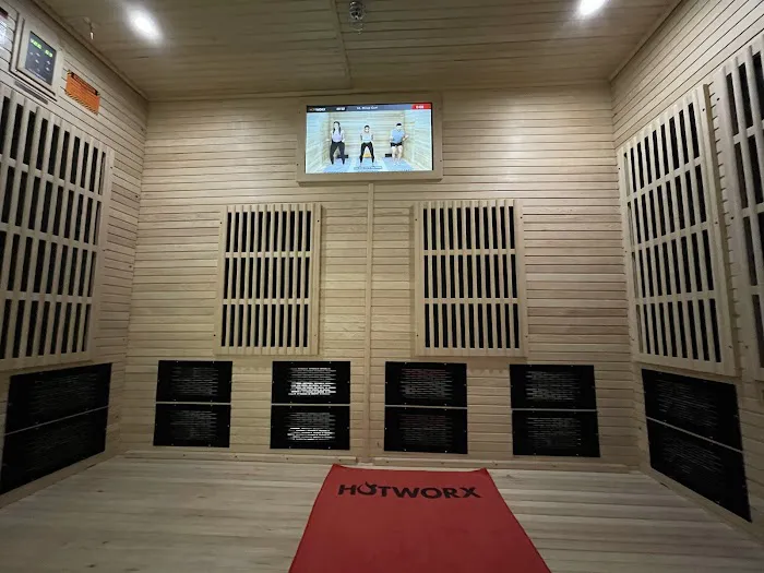 HOTWORX - Media, PA Picture 6