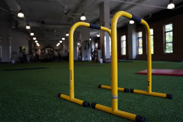 Gold's Gym Picture 1
