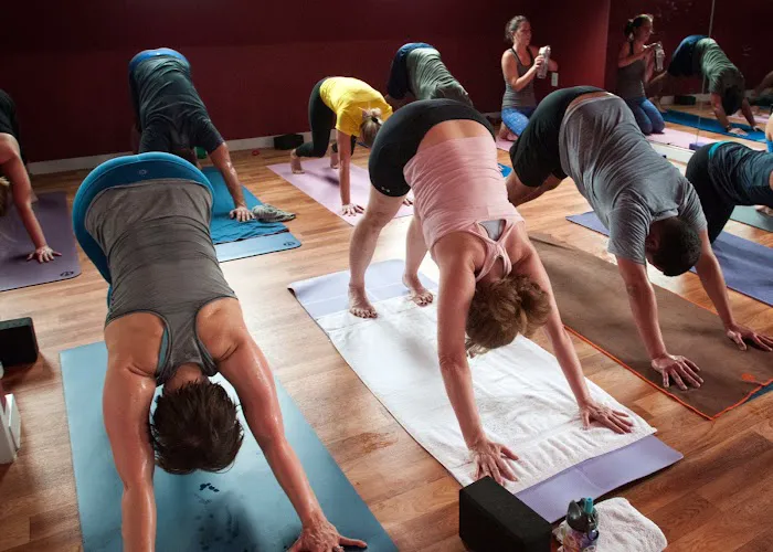 Mind the Mat Pilates & Yoga - Virginia Square Picture 6