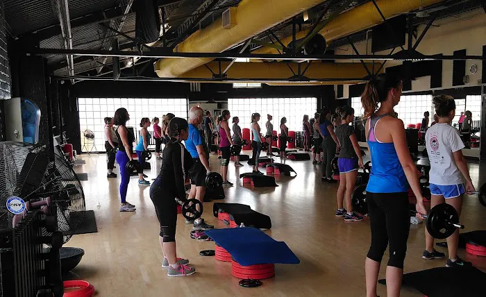 Gold's Gym Picture 7