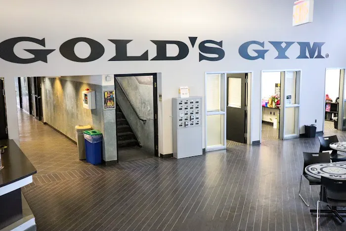 Gold's Gym Picture 9