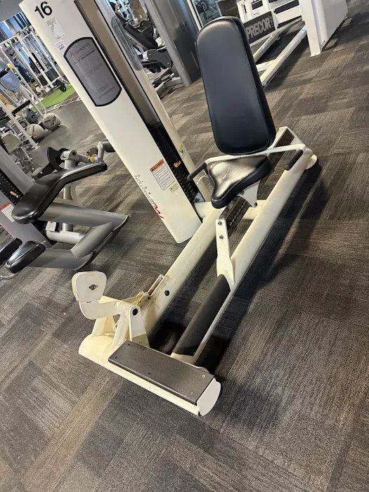 LA Fitness Picture 6