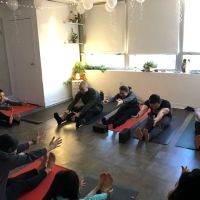 Stay Golden Yoga ico