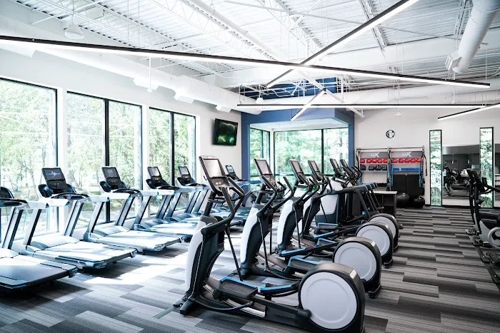 J-Fit Health Club Picture 7