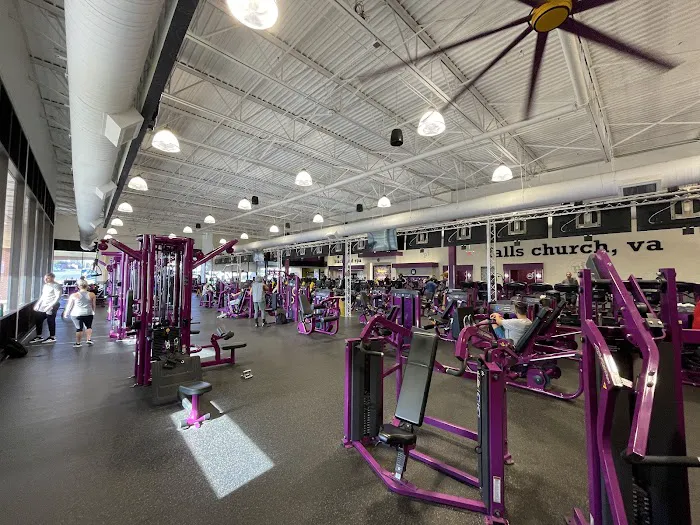 Planet Fitness Picture 2