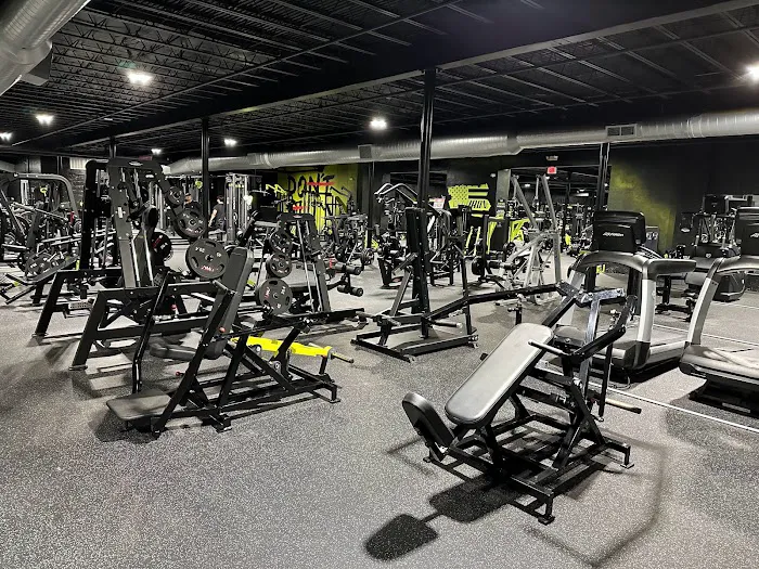 DMV Iron Gym Picture 1