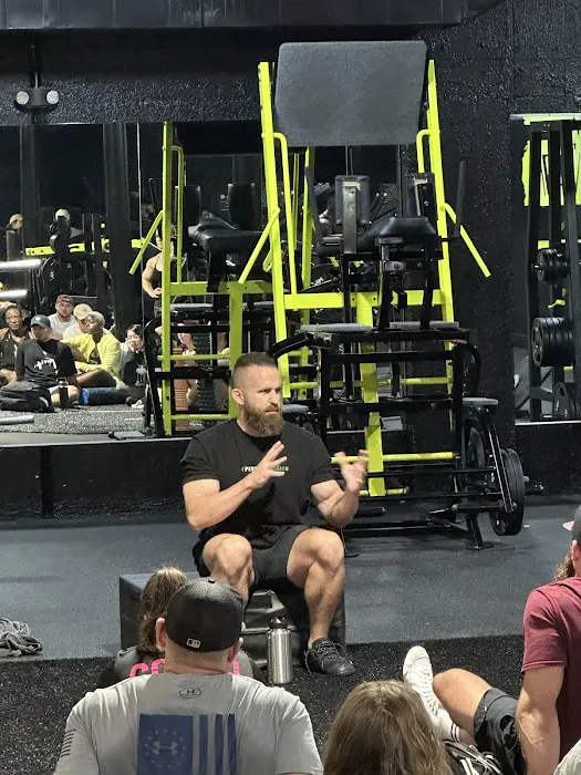 DMV Iron Gym Picture 6