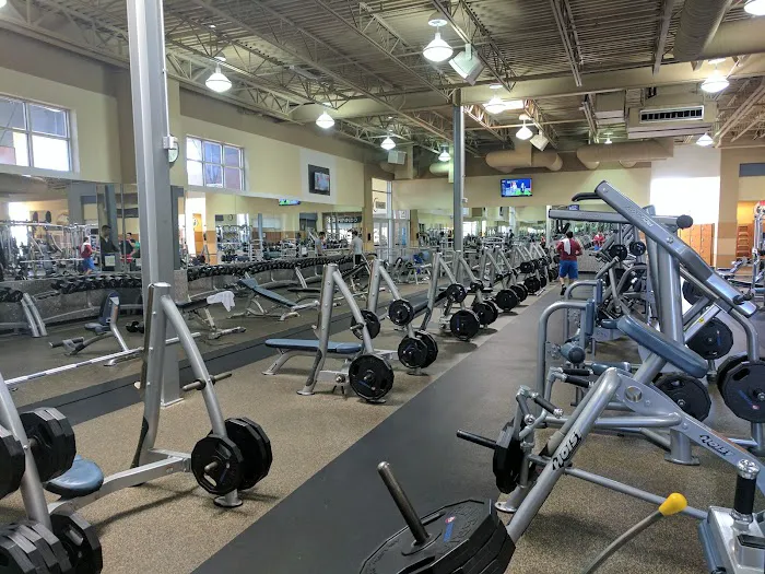 Onelife Fitness - Falls Church Picture 10