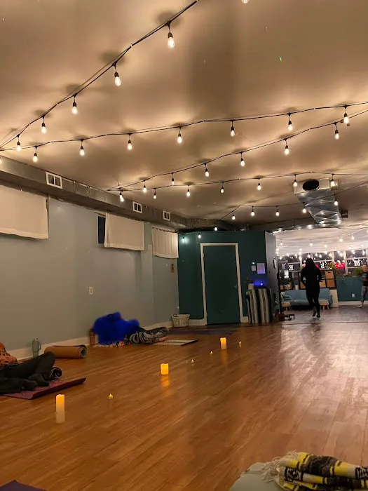 Karma Yoga: Classes, Community & Retreats Picture 5