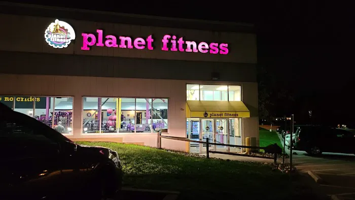 Planet Fitness Picture 4