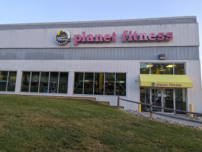 Planet Fitness Picture 5