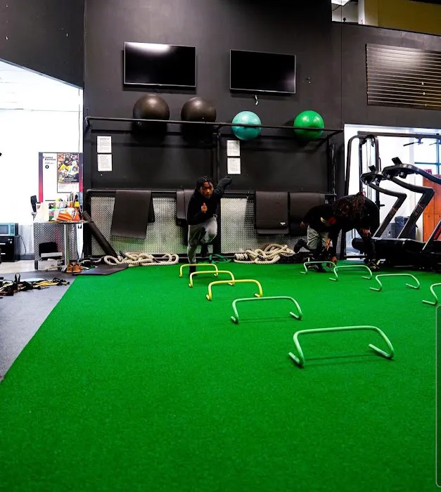 Legacy Gym Picture 9