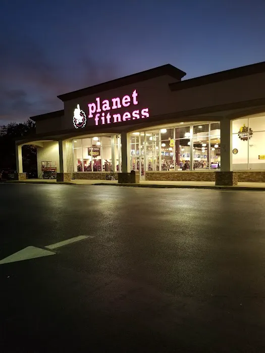 Planet Fitness Picture 5