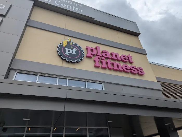 Planet Fitness Picture 7