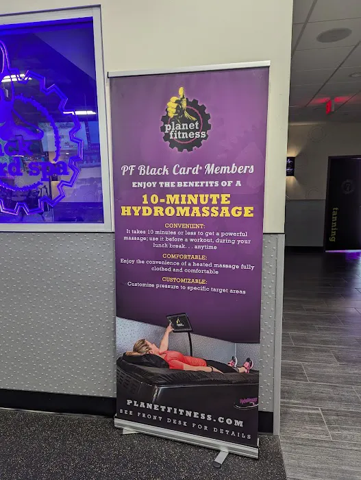 Planet Fitness Picture 9