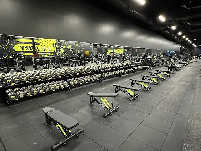 DMV Iron Gym Picture 2