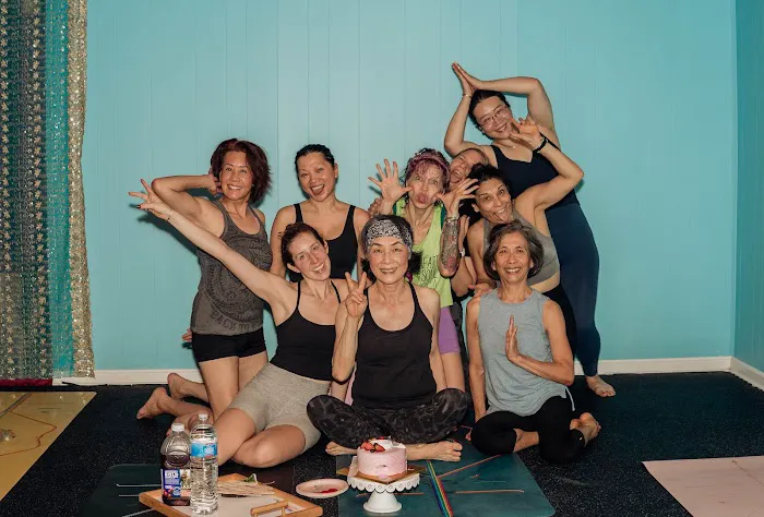 Heart N Soul Yoga Studio (WE MOVED!) Picture 4