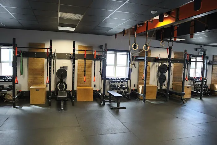 FXNL Fitness @ Creative Health & Spine Picture 9