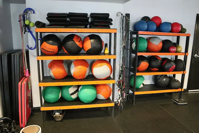 FXNL Fitness @ Creative Health & Spine Picture 6