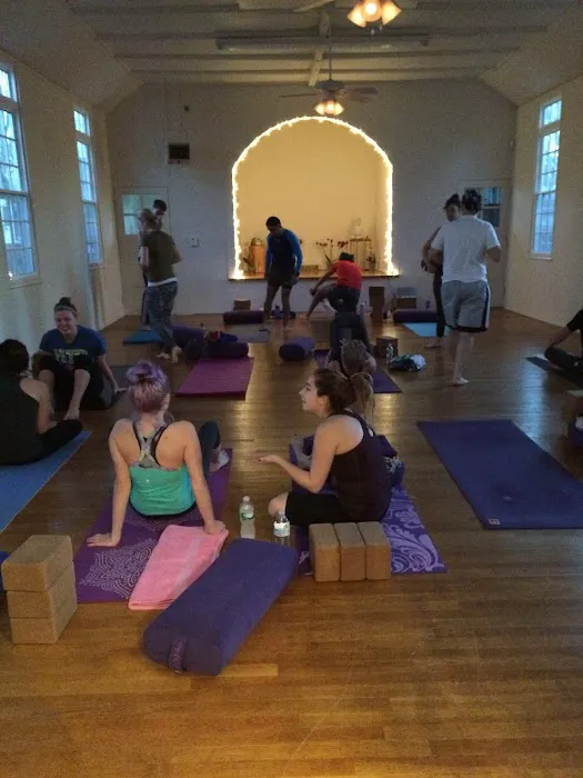 8 West Yoga Picture 3