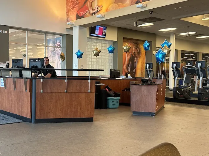 LA Fitness Picture 4