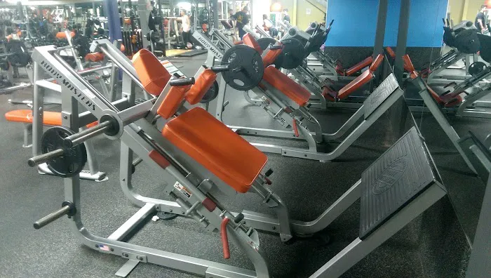Four Seasons Fitness Picture 2