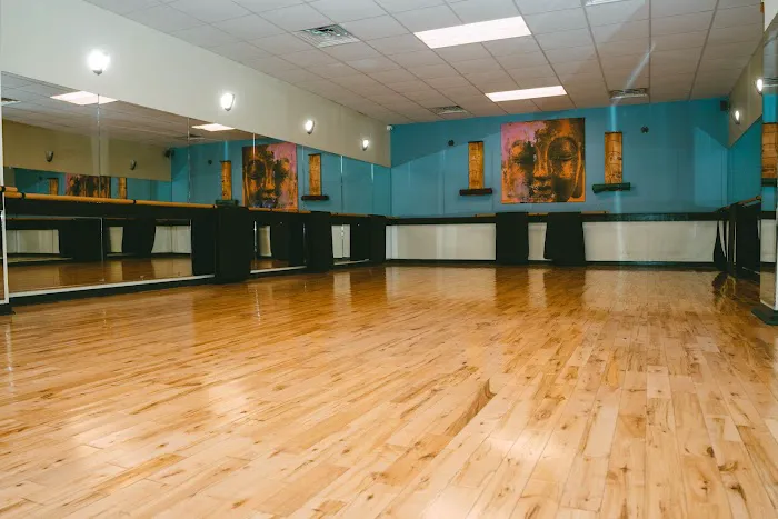 acac Fitness & Wellness Main Line Picture 1