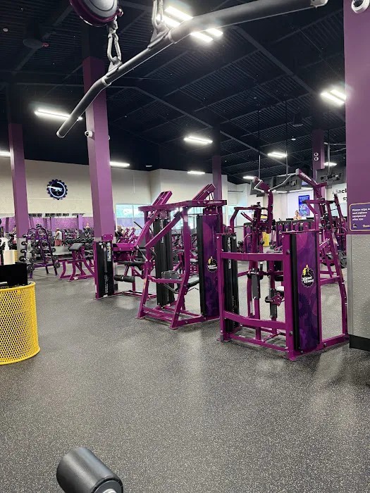 Planet Fitness Picture 10
