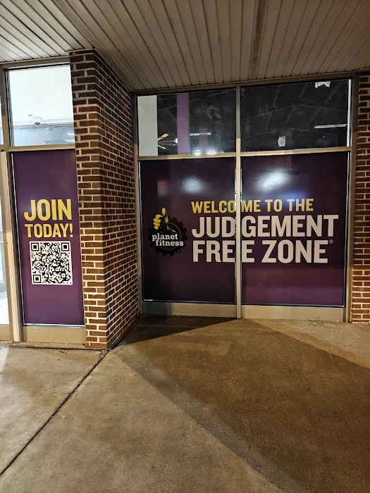 Planet Fitness Picture 6