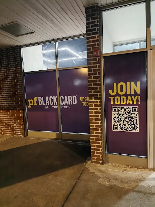 Planet Fitness Picture 9