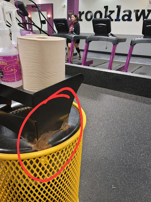 Planet Fitness Picture 6