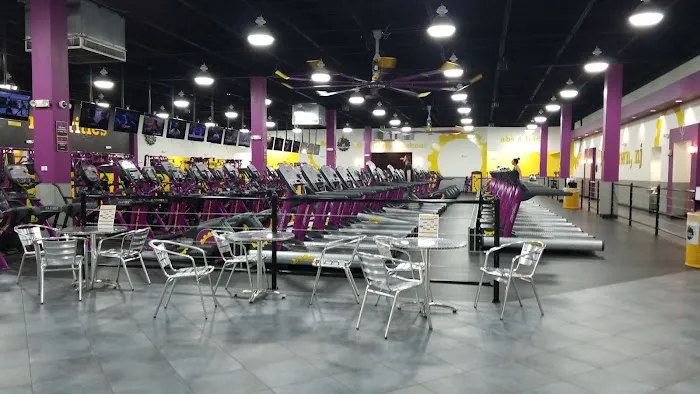 Planet Fitness Picture 2