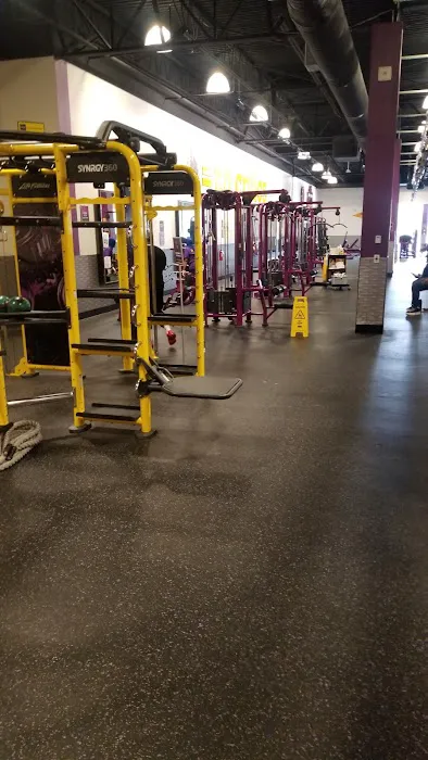 Planet Fitness Picture 7