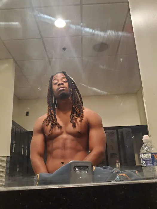 Planet Fitness Picture 10