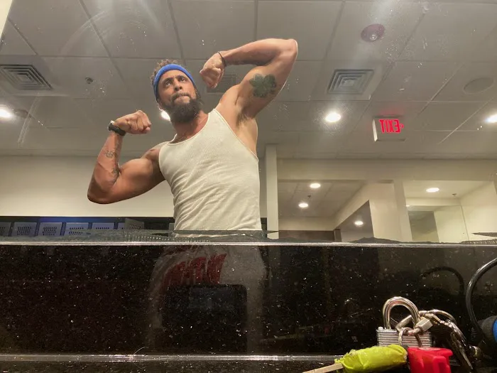 Planet Fitness Picture 8