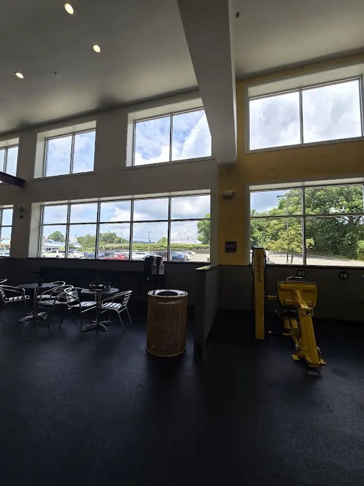 Planet Fitness Picture 1
