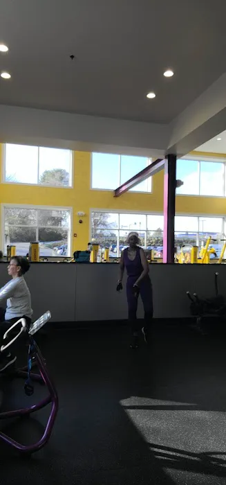 Planet Fitness Picture 7