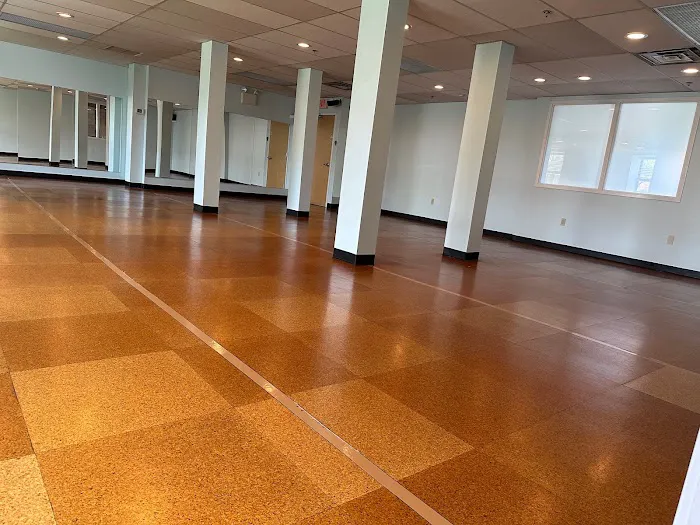 Verge Yoga Center Picture 9