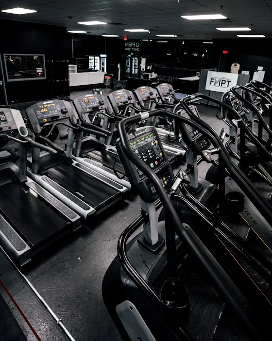 PWRBLD Gym KOP Picture 9