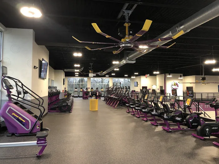 Planet Fitness Picture 6