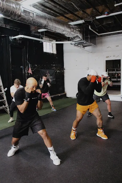 Boxing on Broad Picture 4